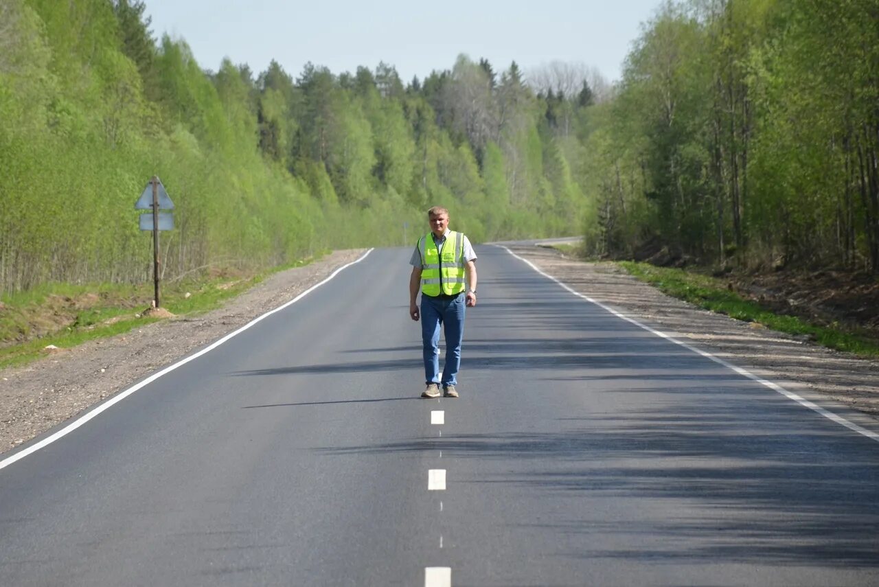 Закрытие дорог в архангельской области 2024 году. Дороги Архангельской области. План новых дорог в Архангельской обл. Летние дороги в Архангельской области. Красивая дорога в Архангельской весной.