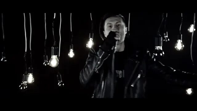 Radio tapok demons. Thousand foot Krutch 2022. Radio Tapok - 2022 - наследие. Радио тапок.