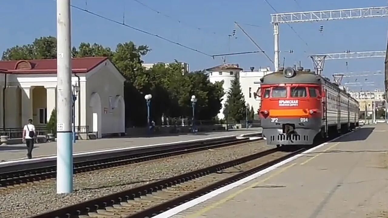 Поезд из Петербурга в Евпаторию был остановлен в пути