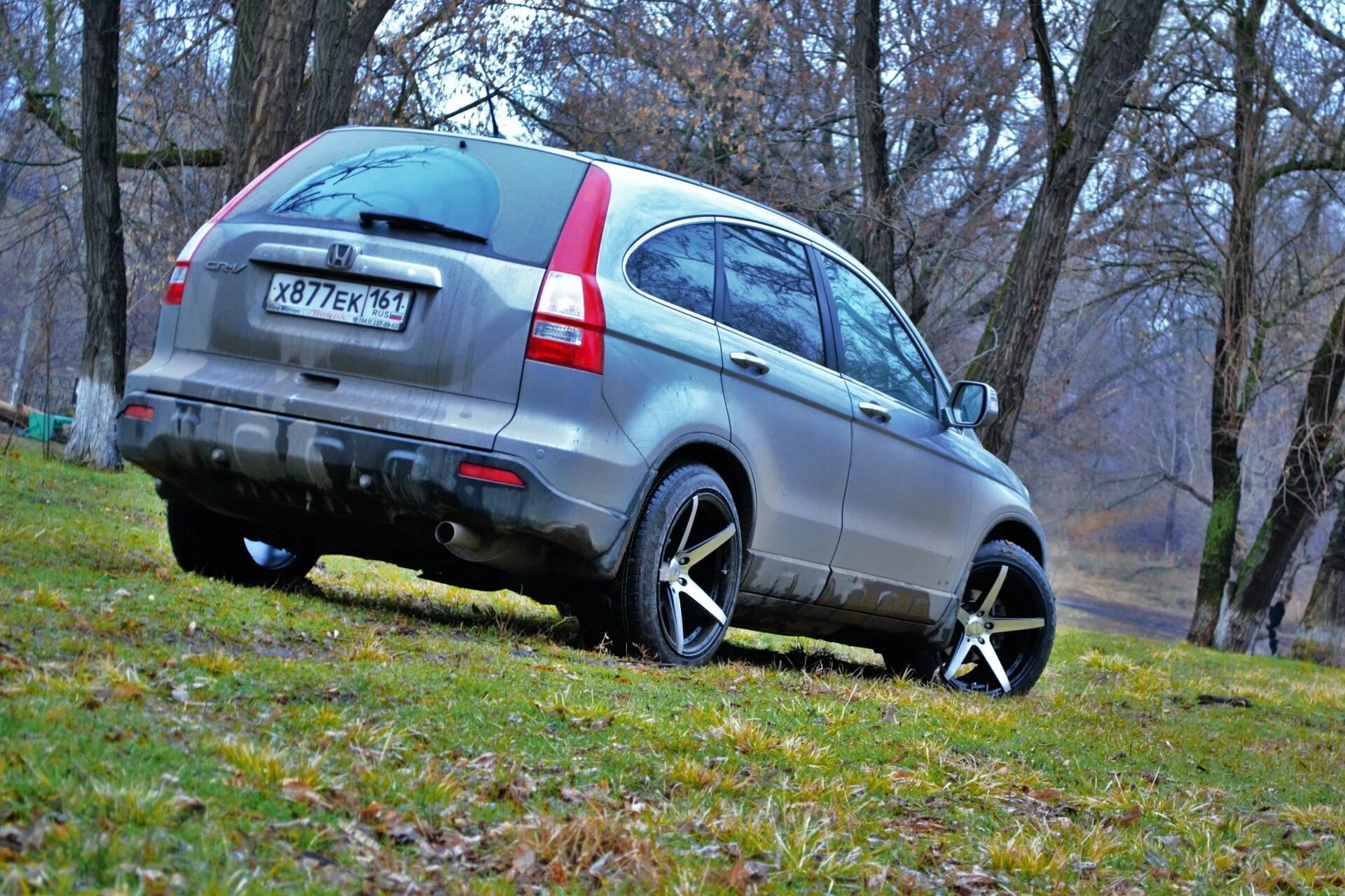 Диски срв. Honda crv 3 на воссенах. диски на honda cr-v 2008 r20. honda crv 3 диски. колеса на honda crv 3.