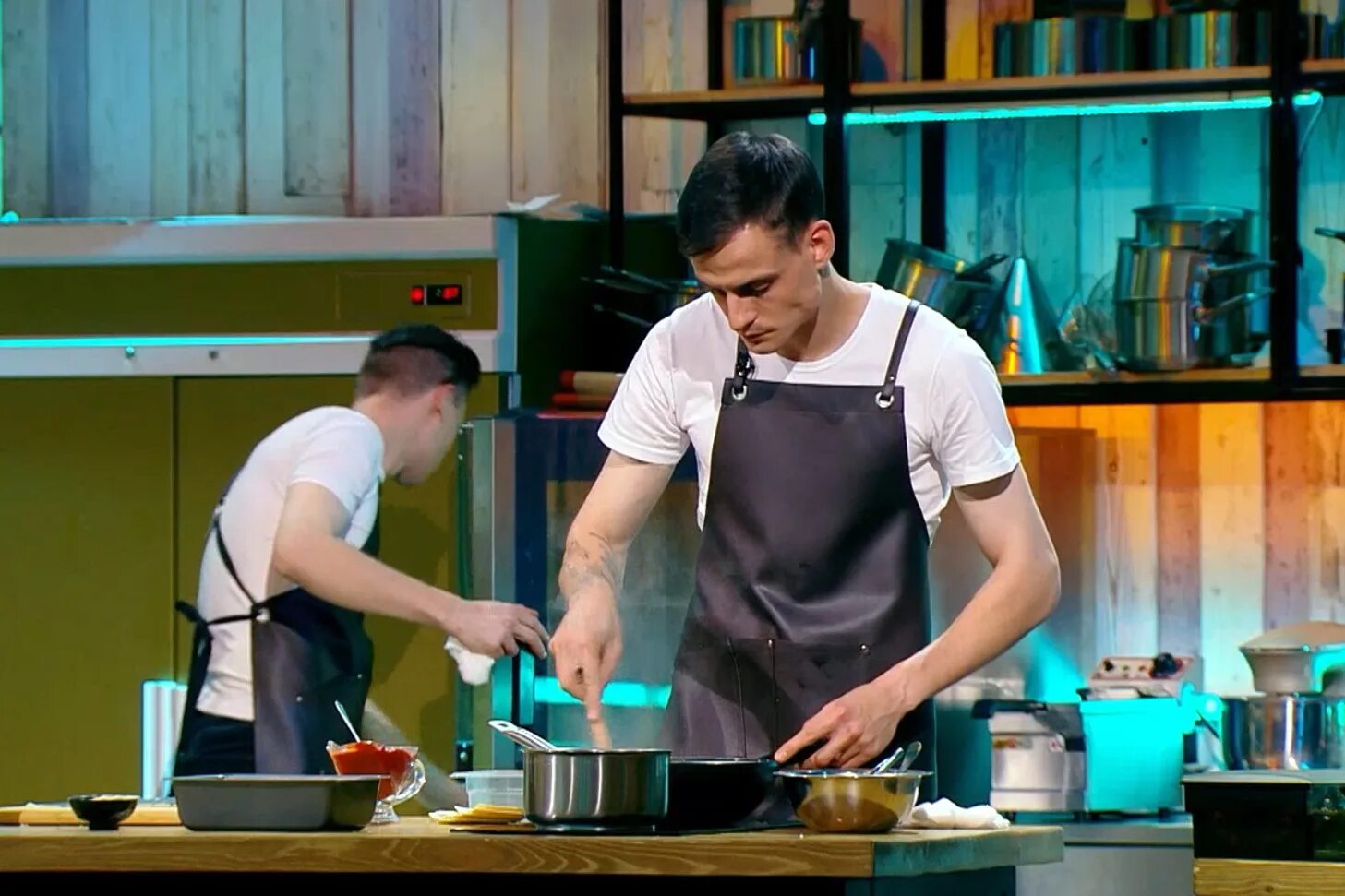 шеф повар иркутск. игорь милованов повар. шеф повар игорь милованов. шеф повар иркутск. егор анисимов шеф-повар.