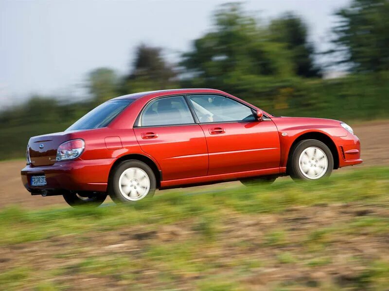 Субару Импреза 1.5 2005. Subaru Impreza 1 седан. Субару Импреза 2 поколения. Субару Импреза 1 поколения. Субару 1.5 купить