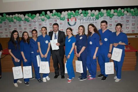 Рниму студентам