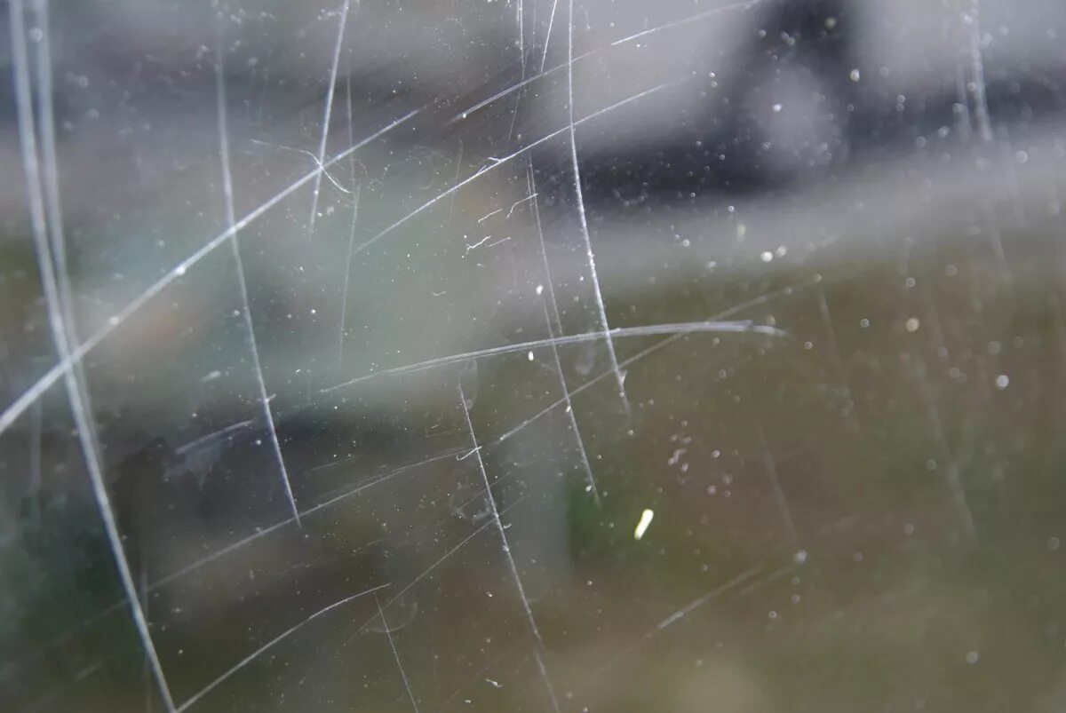 царапины заднего стекла. царапины на стекле. потертости на стекле. царапины со стекла. царапины на стекле.