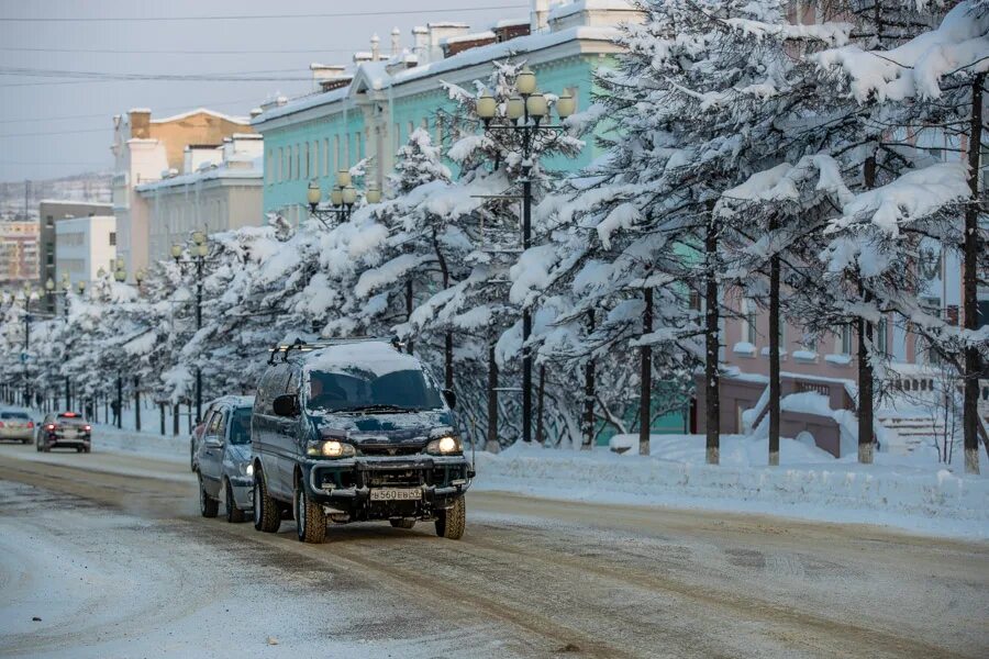 Магадан в декабре. Магадан зимой. Погода снежный магадан. Погода снежный магадан. Магадан зимний город.