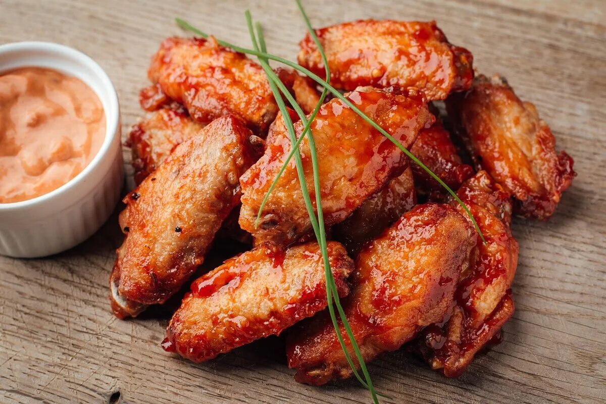 Готовим куриные крылышки 10. Куриные крылышки bbq. куриные крылья буффало. куриные крылья bbq. крылышки куриные острые &quot;баффало&quot; черкизово.