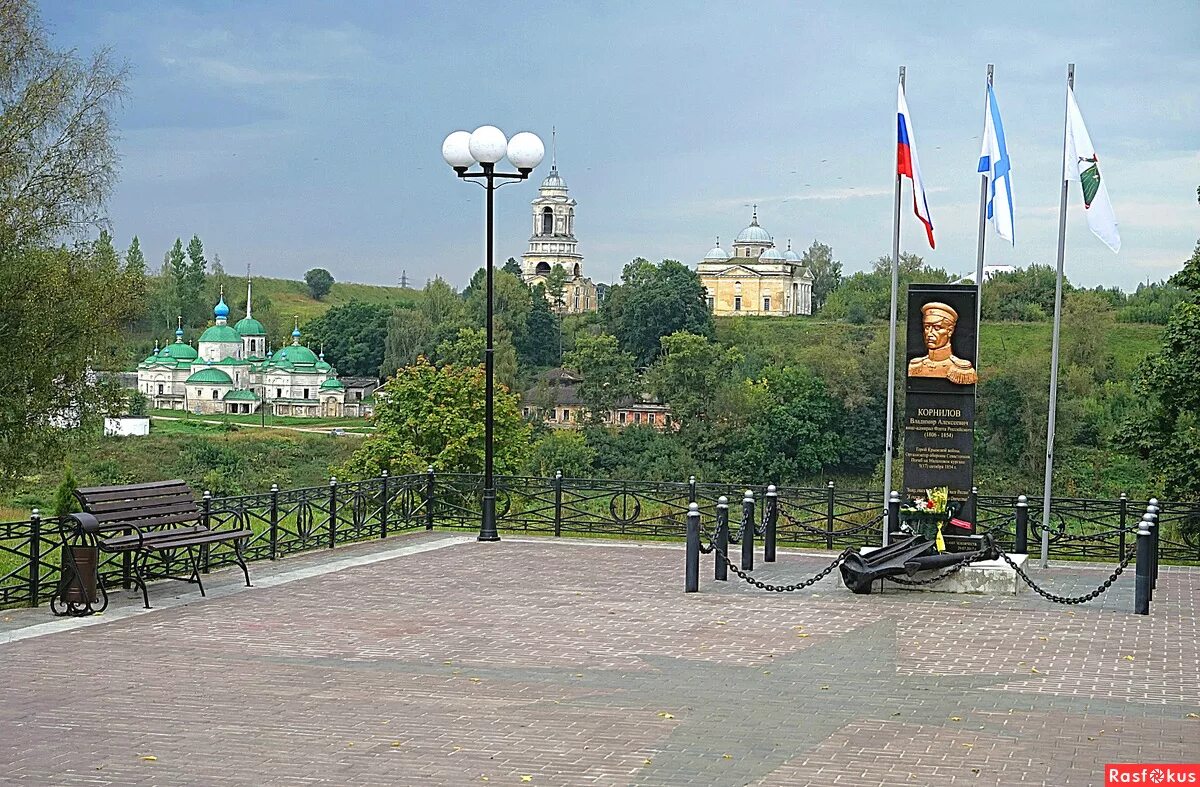 Лавр корнилов памятник краснодар. Погода в корнилове. Памятник л. Храм святого бориса и глеба в корнилово. А.