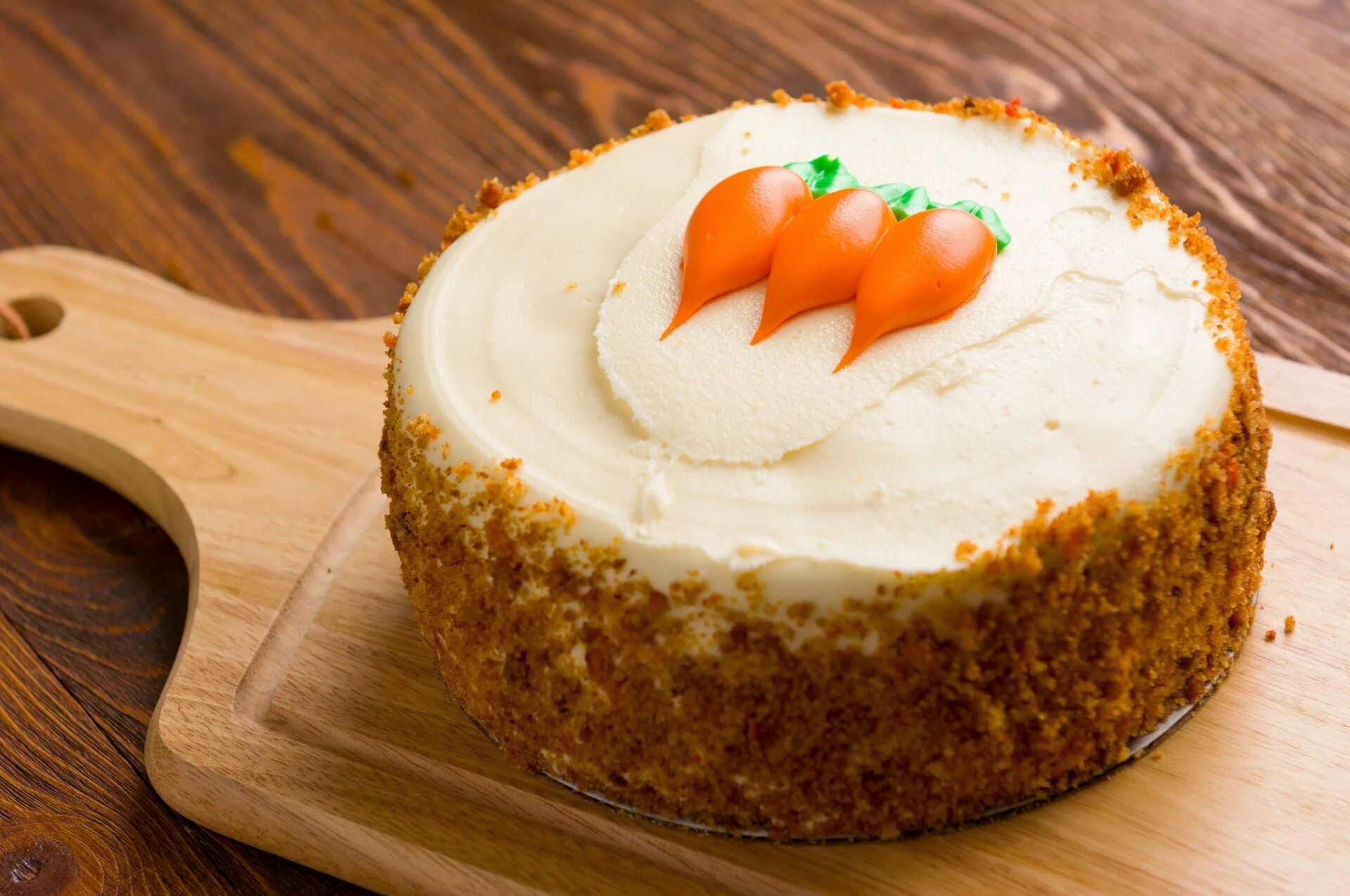 Морковный торт Carrot Cake. Национальный день морковного торта в США. Украшение морковного торта. День морковного торта. Морковный пирог без яиц