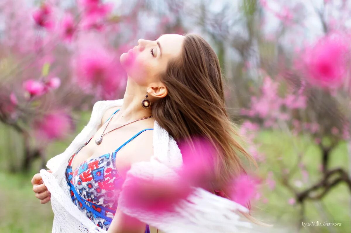 дыхание весны фотосессия. весенняя девушка. девушка весной. весеннее дыхание. дышать весной.