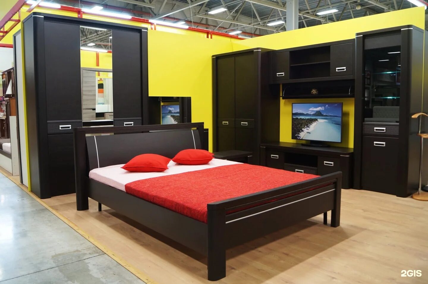 торговый центр заря набережные челны. мебель закамья. торговый центр заря набережные челны режим. европа центр набережные челны. мебельный центр заря набережные челны.