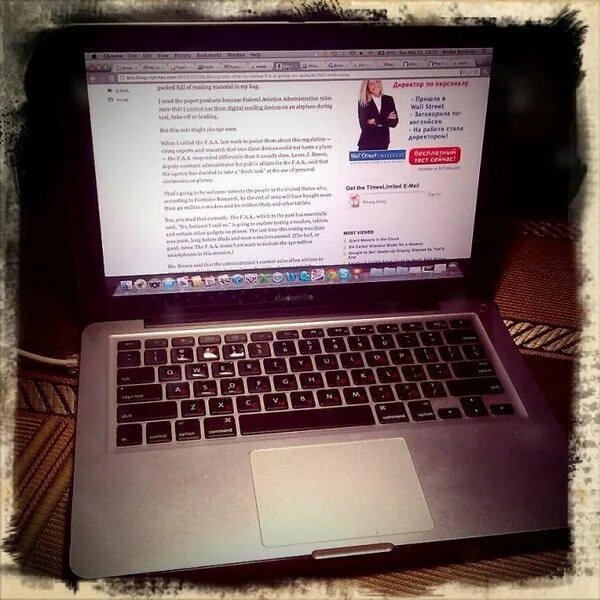 старые кожаные диваны даром. диванчик даром. диванчик даром. отдам даром москва. отдам даром компьютерную технику.