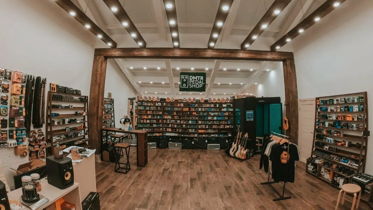 Dmtr. Pedali shop новосибирск. Jhs fziii. Дмтр педаль шоп. Магазин электрогитар.