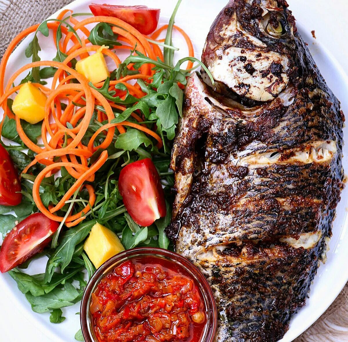 Мясные и рыбные блюда. Рыба еда. Обед рыба. Армянские блюда из рыбы. Ол фуд
