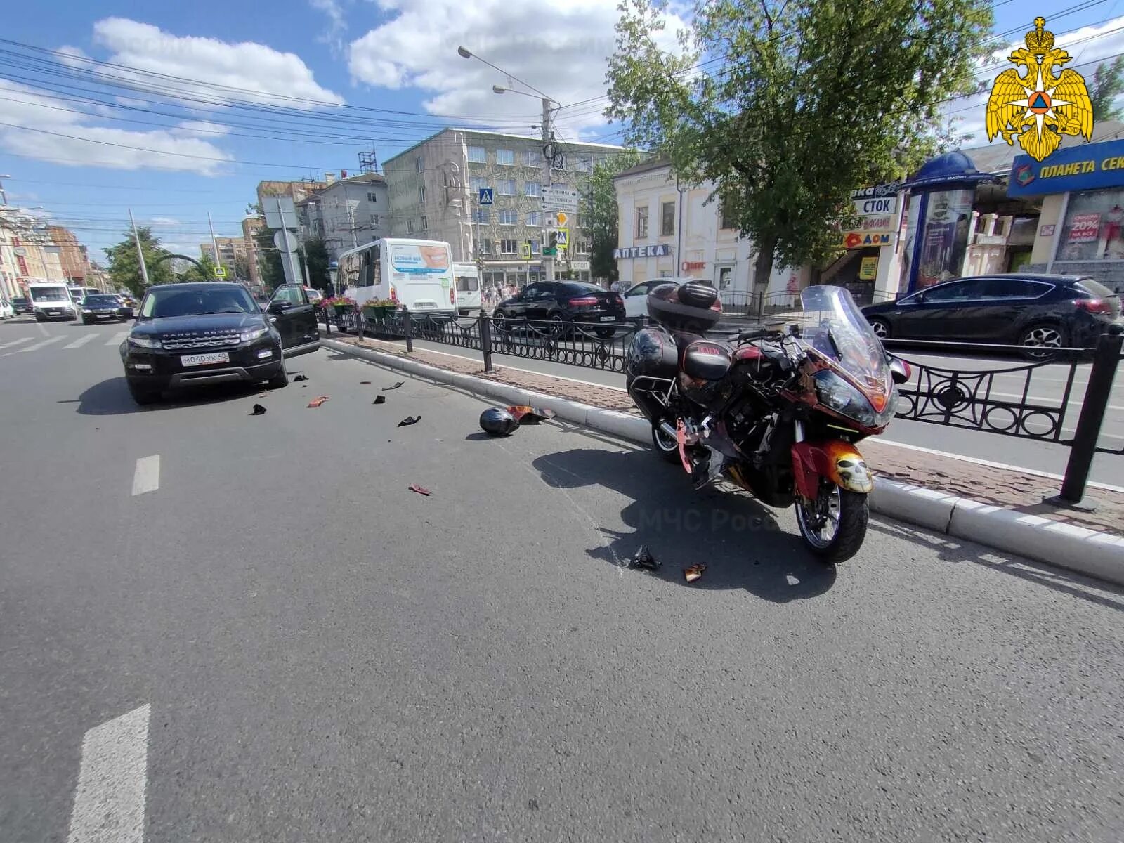 ДТП Калуга улица Кирова сейчас. Авария в Калужской области с мотоциклом. Авария на мотоцикле в Ильинке. ДТП на Калуга мотоциклист.