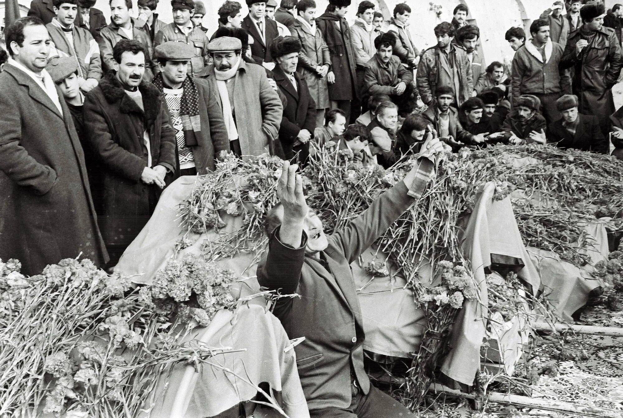 5 января 20 года. 20 Января 1990 Азербайджане резня. Ходжалинская резня Баку. Ходжалинский геноцид 1988. 20 Yanvar.