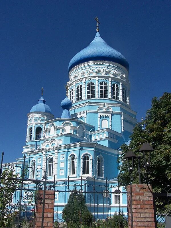 Храм Покрова Пресвятой Богородицы Каневская. Храм Покрова Пресвятой Богородицы ст. Каневской. Станица Каневская храм. Храм Пресвятой Богородицы Краснодар.