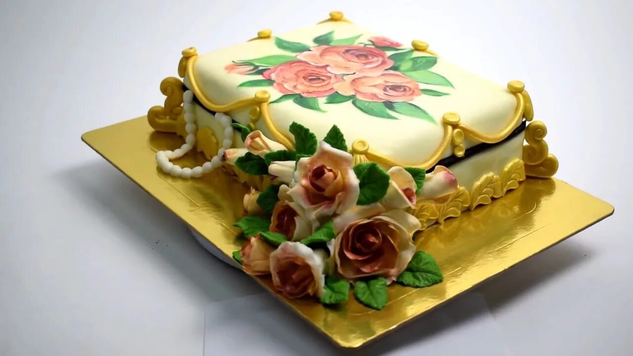 Торт на 55 лет женщине. Фото тортов на юбилей женщине 55. Торт на 55 лет маме. Торт на юбилей 55 лет. Юбилейный торт.