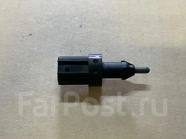 Датчик температуры охлаждающей жидкости f18b. Датчик температуры воздуха хонда вфр 800. Датчик температуры двигателя honda hr-v. Датчик температуры hr v. Датчик температуры двигателя хонда hr v.