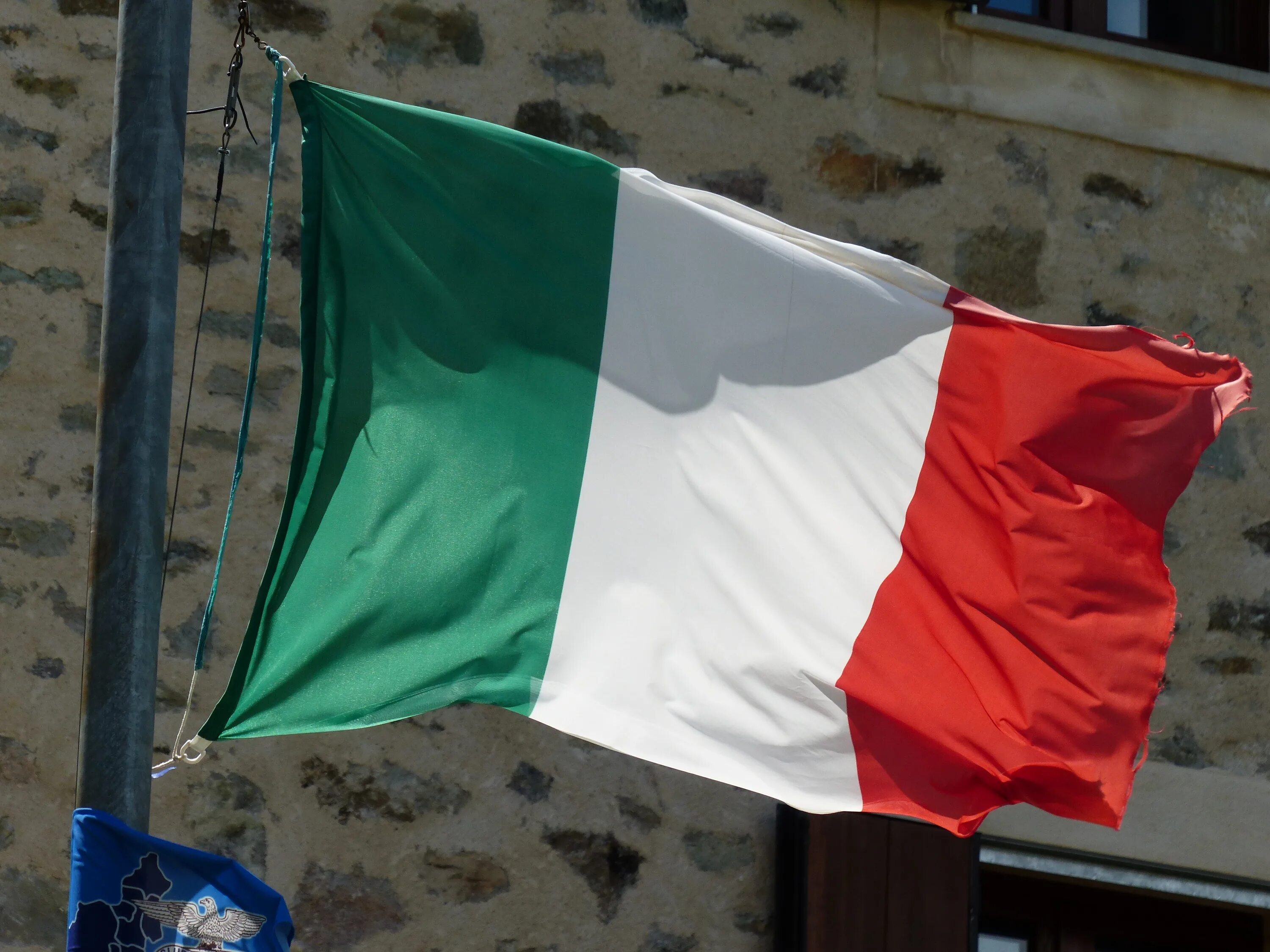 Флаг Италии 2021. Флаг Италии Италии 2021. Правительство Италии. Флаг Италии на ветру.