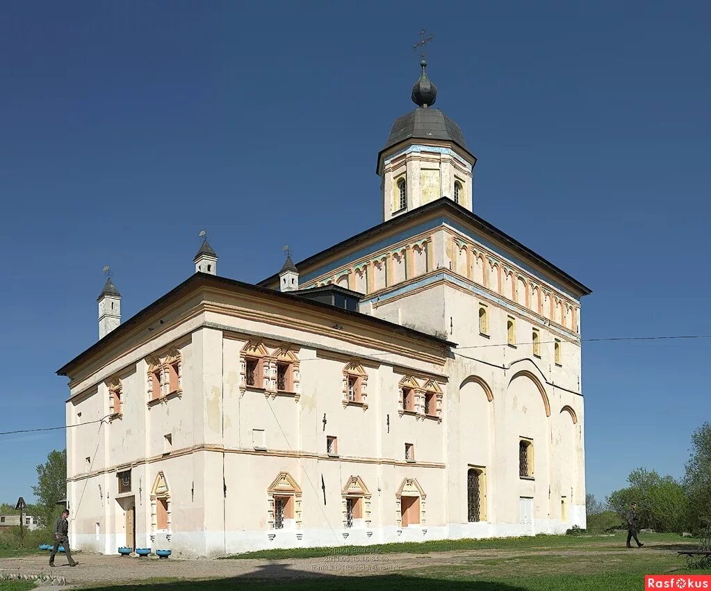 успение пресвятой богородицы великий новгород. великий новгород церковь успения пресвятой богородицы на торгу. церковь успения на торгу великий новгород 1135. церковь успения великий новгород. новгород.