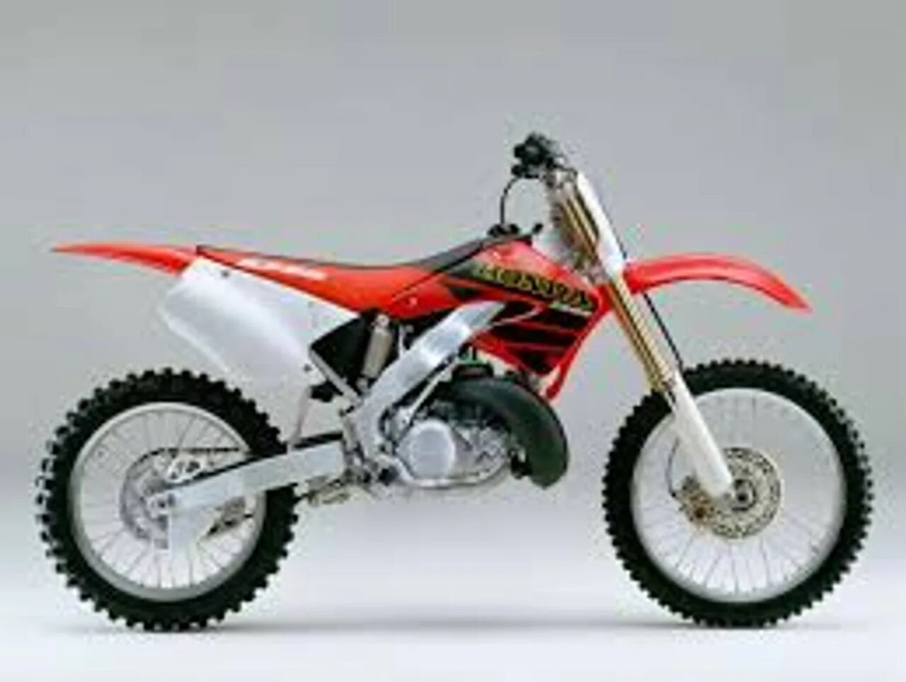 Honda cr приводы. Honda cr125r. Honda CR 125 motard. Honda CR 250 1999. Honda cr250r 1992.