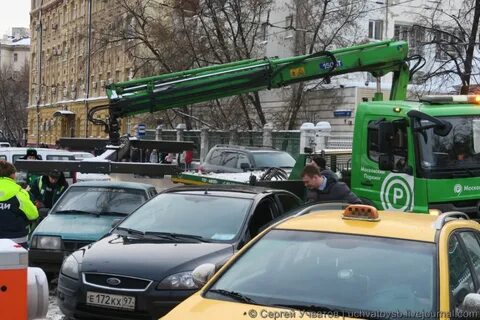 Эвакуировали автомобиль в москве