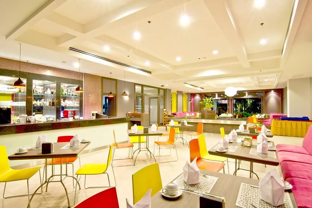 Саншайн виста паттайя. Sunshine vista 3*. Sunshine vista hotel pattaya. Саншайн виста паттайя. Sunshine vista 3 паттайя.