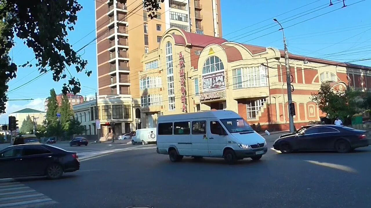 На улицах Махачкалы (Махачкала, Россия)