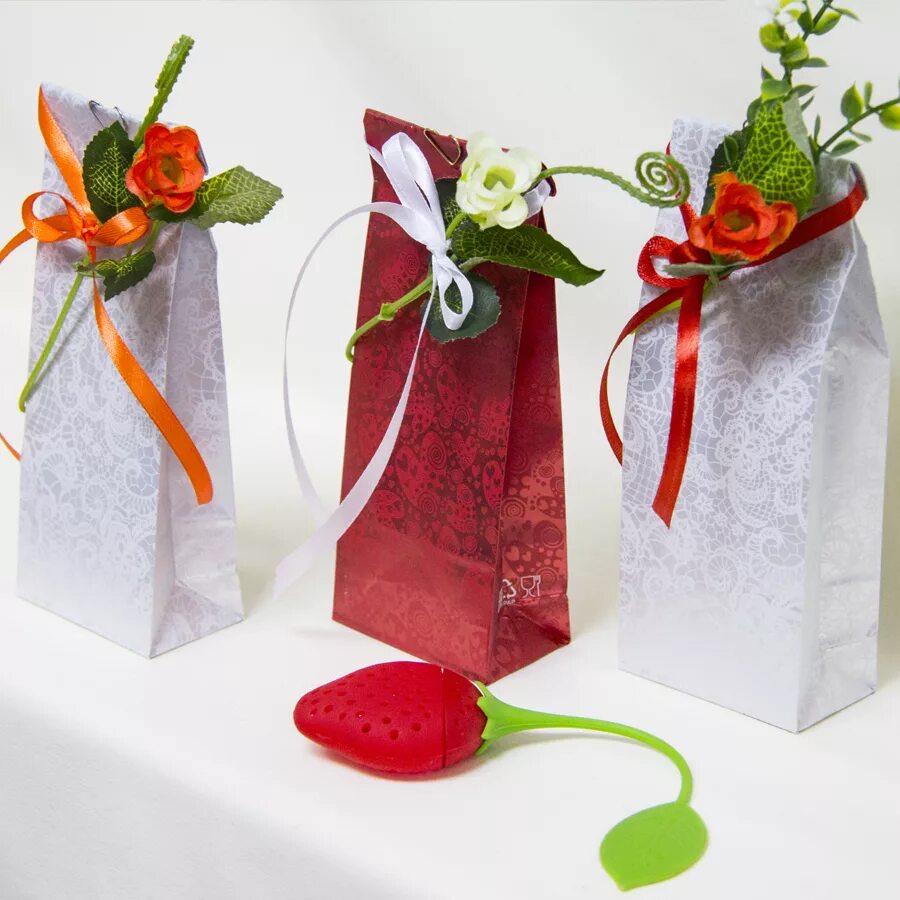 Март упаковка. Подарки и упаковка. Красивые подарочные пакеты. Март упаковка. Март упаковка.