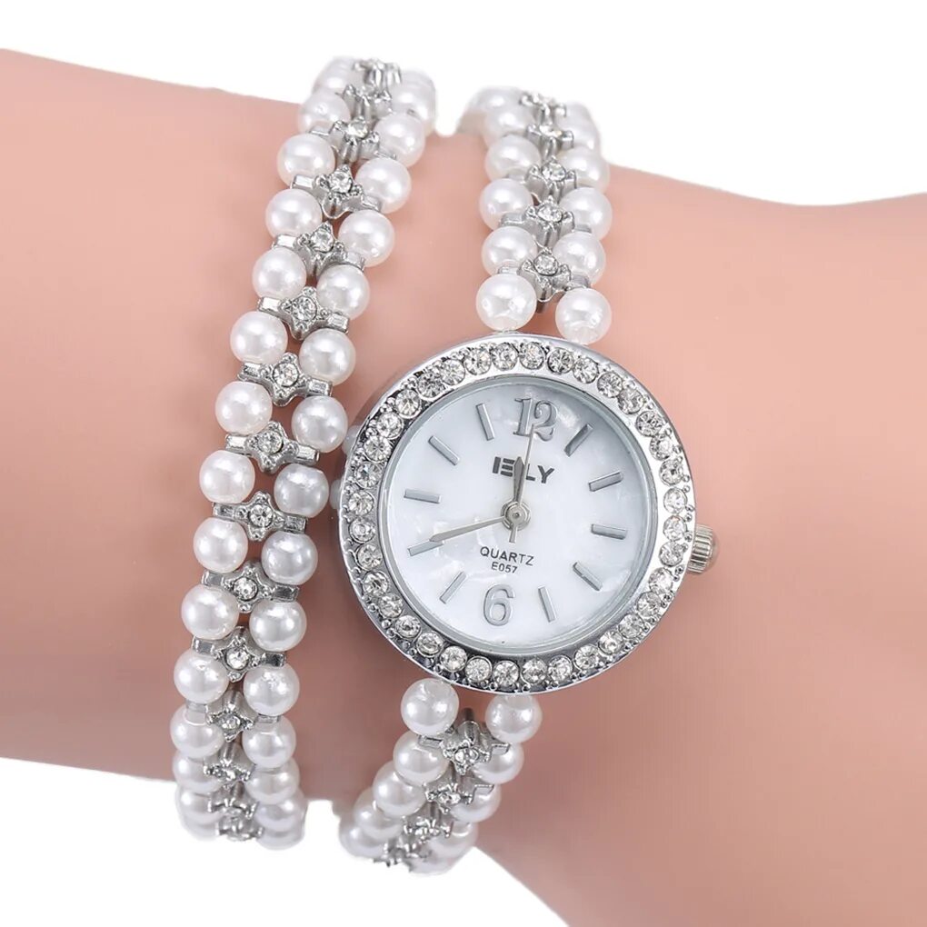 Часы перламутровые. Часы с браслетом женские. Часы с жемчугом женские наручные. Часы женские серебристые. Часы с жемчужным браслетом женские.