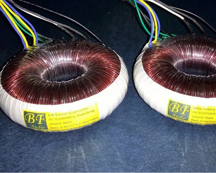 Трансформатор 3000. Toroidal 800w. Тороидальный трансформатор 3000ватт. Тороидальные трансформаторы 1000вт. Тороидальный трансформатор 5.700.027 мощность.