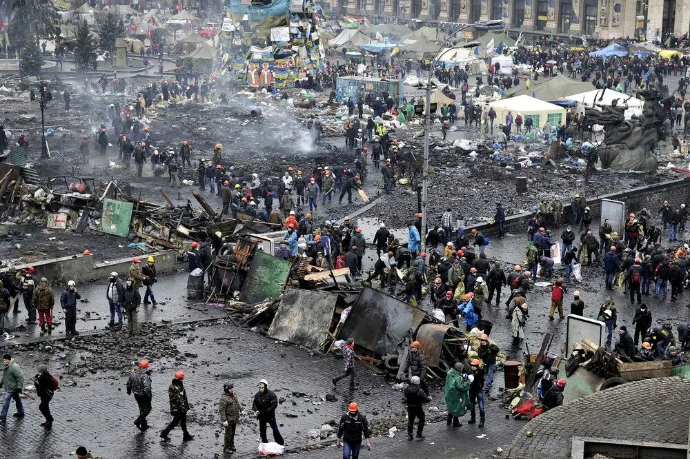 Крым после майдана. Киев 2014. Киев Майдан 2014. Евромайдан беспорядки.