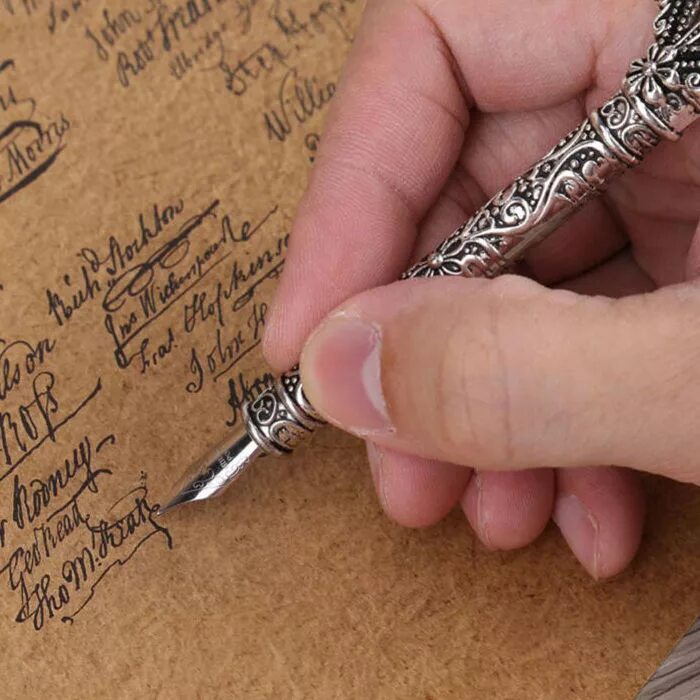 Brauberg ручка стирающаяся 0. Бумажка с ручкой. Рисуночки перьевой ручкой. Вечная ручка inkless. Строение шариковой ручки.