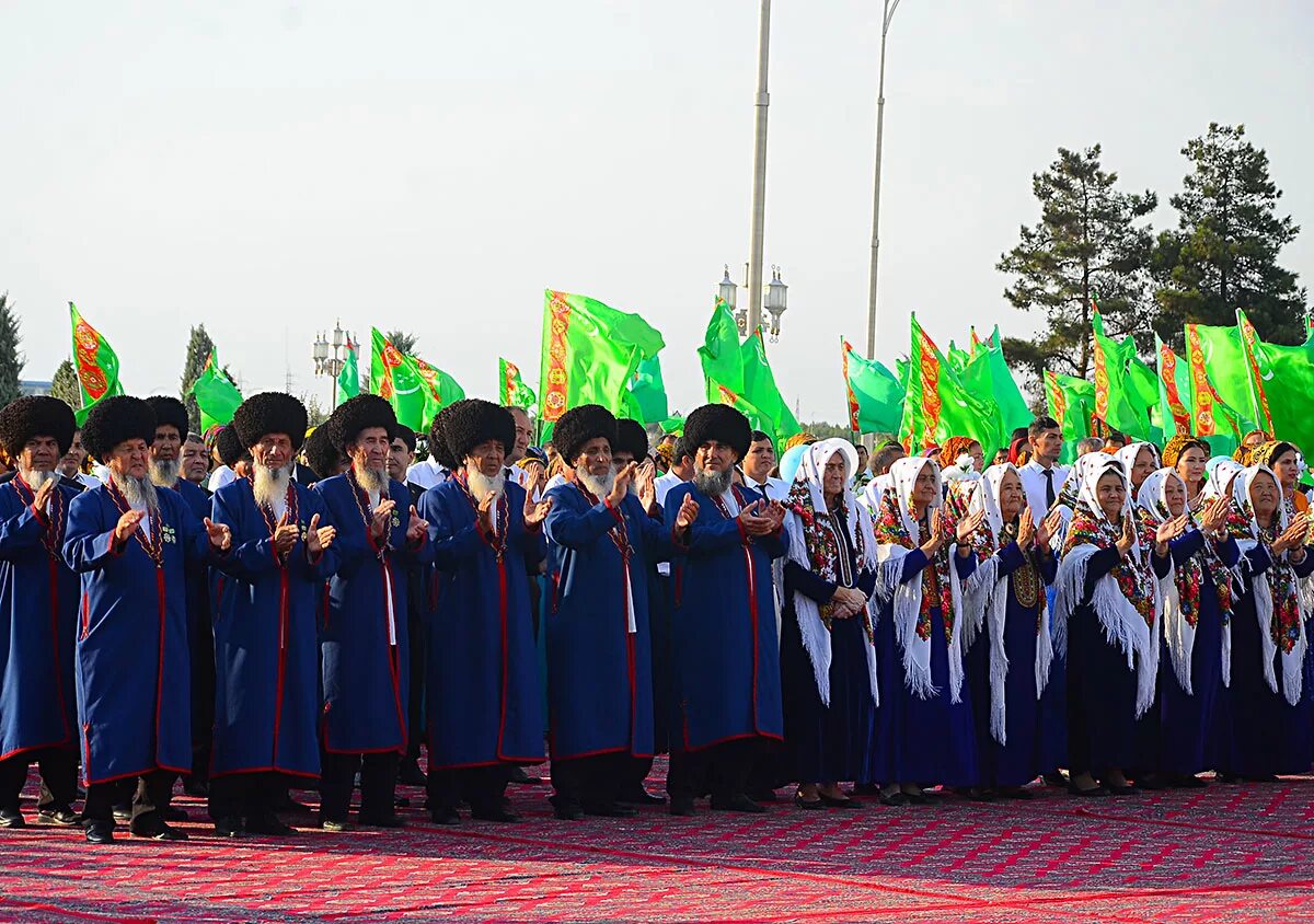 Туркмен национальность. Туркменистан нация. Туркменистан жители. Население Туркмении. Ашхабад жители.