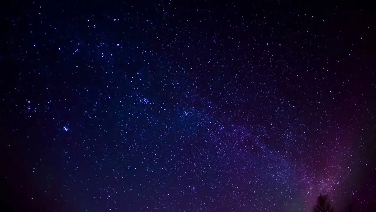 Пейзаж в синих тонах. Лунное небо. Включи цвет ночь. Ночное звездное небо. Фиолетовый пейзаж.