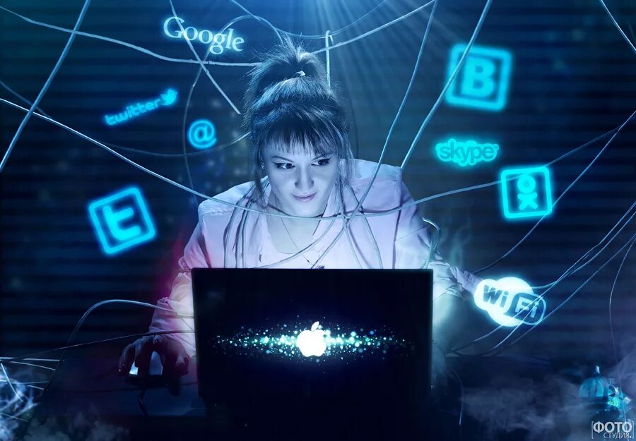 Проблемы пользователей интернета. Интернет зависимость. влияние социальных сетей. зависимый от интернета человек. интернет и человек.