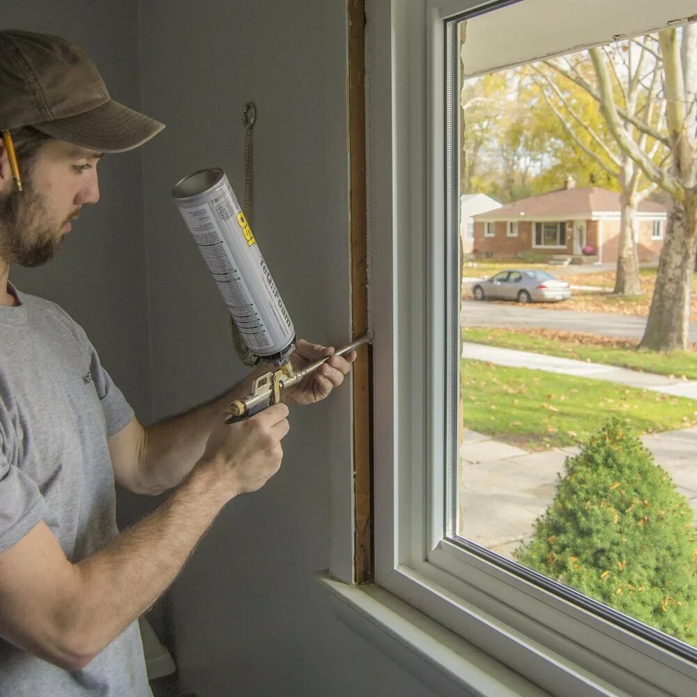 Утеплитель для оконных откосов. Утеплитель для деревянных окон. Утепление откосов пластиковых окон. Теплоизоляция откосов. Утеплённые откосы для окон.