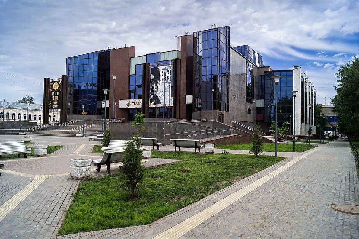 тюз киселева саратов. тюз киселёва саратов. саратовский академический театр юного зрителя имени ю. киселева. театр юного зрителя саратов.