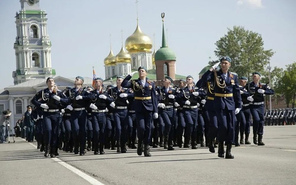 Тула парад Победы 9 мая. Парад в телу на 9 мая, 2013. Парад ВДВ В Туле. Тула парад 9 мая в 2013 году.