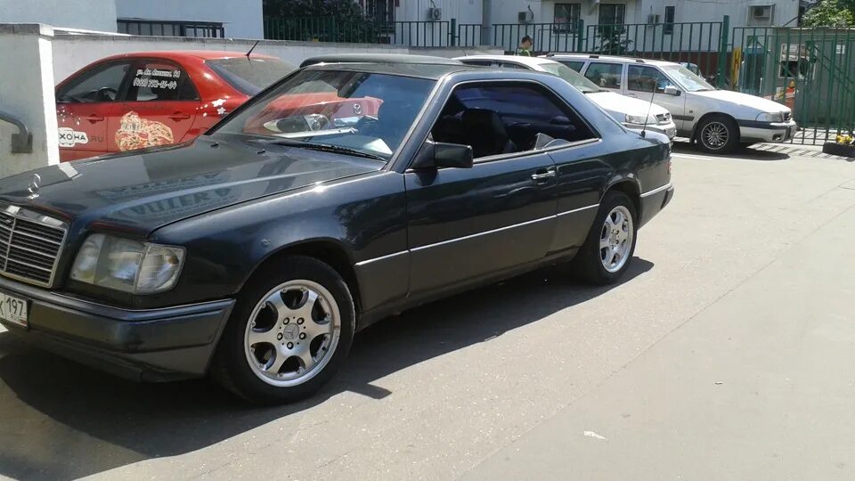 Мерседес 124 купе. Мерседес w124 купе. Мерседес 124 купе 3.2. Мерседес е 124 купе.