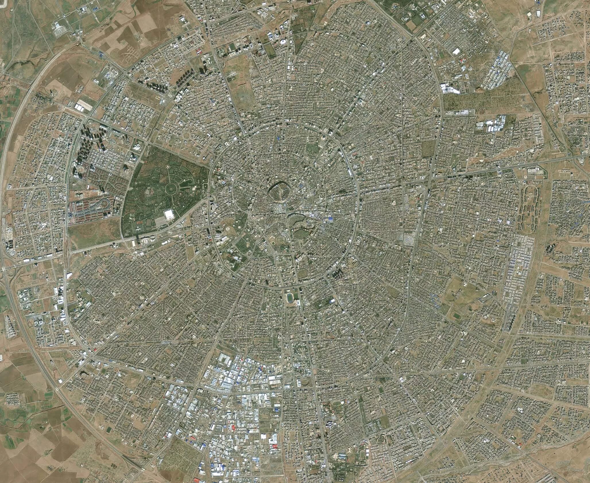 ташкент со спутника. ташкент со спутника. узбекистан город чирчик карта со спутника. карта ташкента алмазарский район спутниковая карта. ташкент спутник.