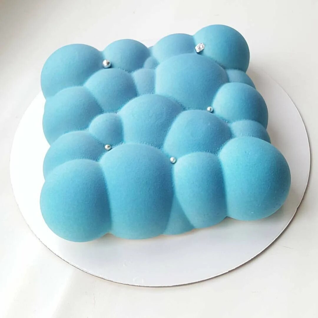 Муссовый торт облако. Муссовый торт пузыри. Торт муссовый облако пузыри. Муссовый торт в форме облако. Воздушная глазурь