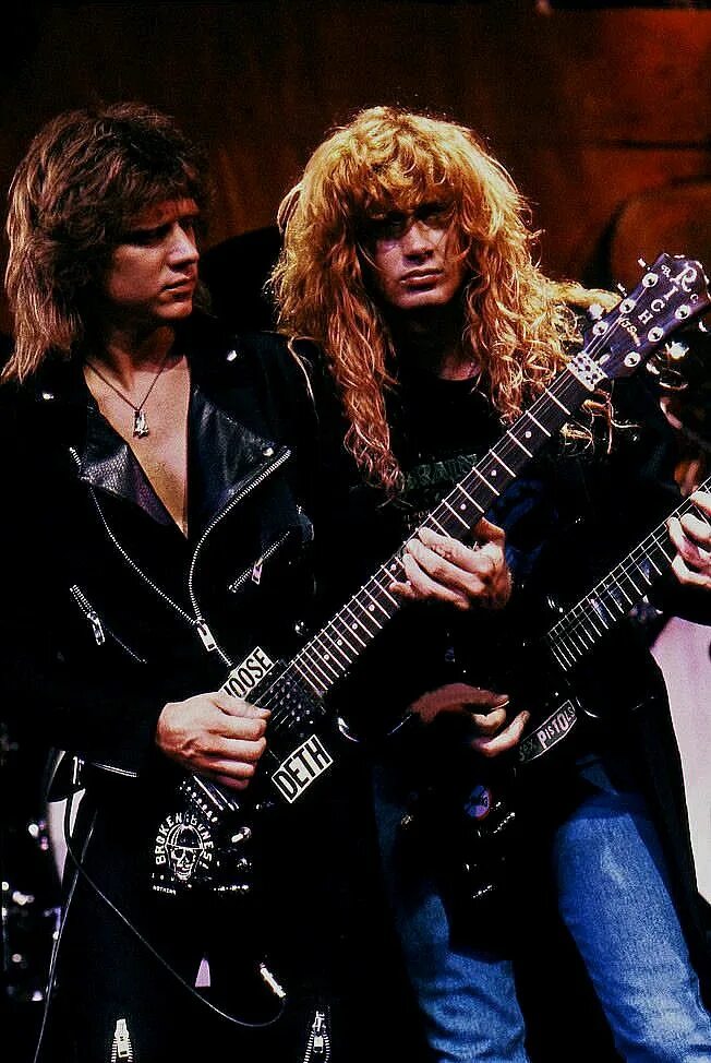 Megadeth 2025. Dave mustaine 1986. dave mustaine 1990. мастейн и полланд. megadeth 1984.