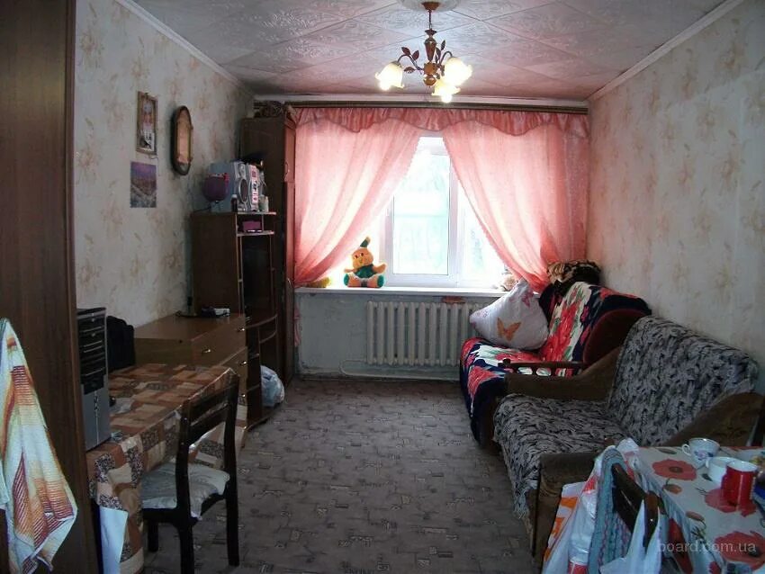 Приватизированная комната в общежитии. Продается комната в общежитии. смежные комнаты в общежитии. две смежные комнаты в общежитии. как обставить комнату в общежитии.