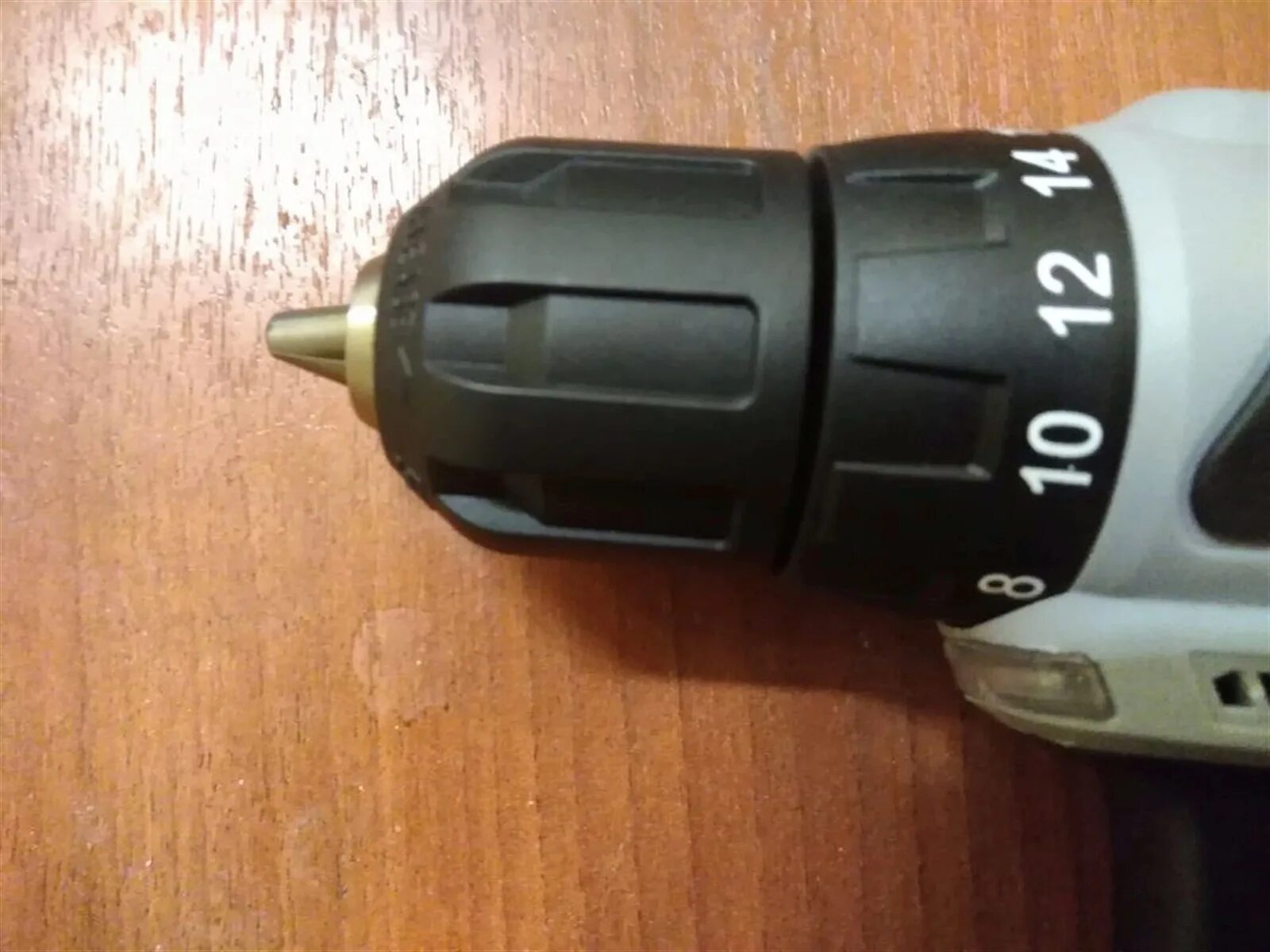 Интерскол да 18эр патрон. Шуруповёрт интерскол да-18эр. шуруповёрт интерскол 12 вольт. шуруповерт интерскол да 18. редуктор интерскол да-18эр.