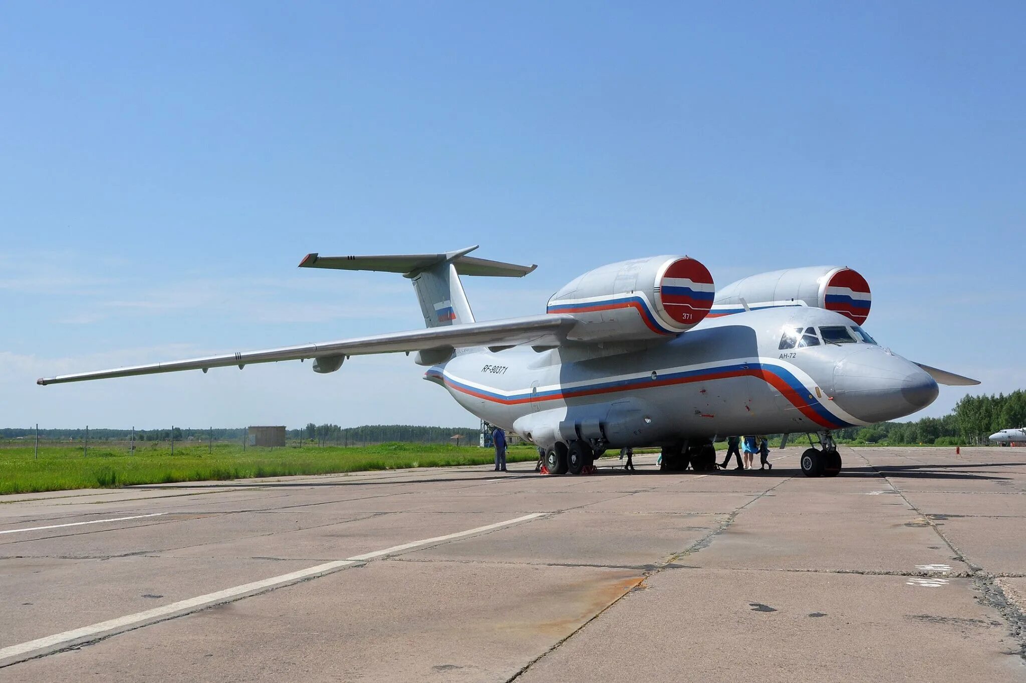антонов ан-72. ан 72 транспортный. самолет ан 72. ан-72 шасси. ан-72 ввс россии.