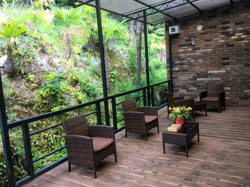 Skyterra абхазия. Парк-отель skyterra абхазия. skyterra park hotel новый афон. веранда, абхазия, гудаута. sky terra park hotel абхазия.