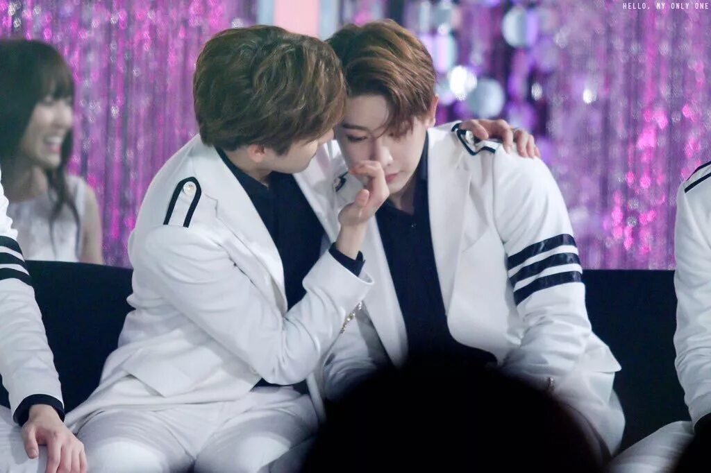 Крутая буква n. Xin группа кпоп участницы. Xin группа кпоп нова. Monsta x. Ive участницы kpop.