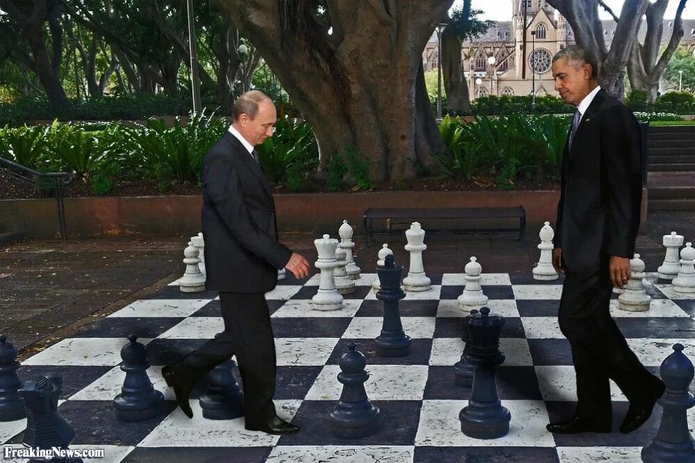 Свиридов валерий шахматы grand prix. Гарри каспаров чемпион мира по шахматам. Человечки играют в шахматы. Путин великий шахматист. Люди играют в шахматы.