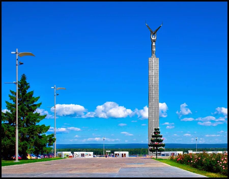 Г самара самарская площадь. Площадь славы самара. монумент славы самара. площадь монумент славы самара. площадь славы самара памятник.